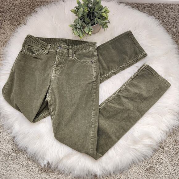 Patagonia Pants - Patagonia Green Corduroy Organic Cotton Skinny Pants Size 28